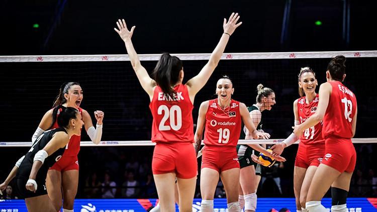 Filenin Sultanları, Polonya’yı final setinde yıktı! Milletler Ligi’nde mağlubiyetsiz yola devam