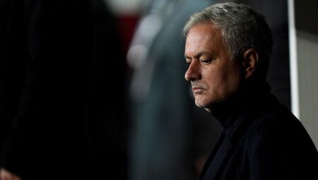 Futbol Kurulu: ‘Takımın, oyunun önüne geçen bir Mourinho’ya gereksinim yok!’