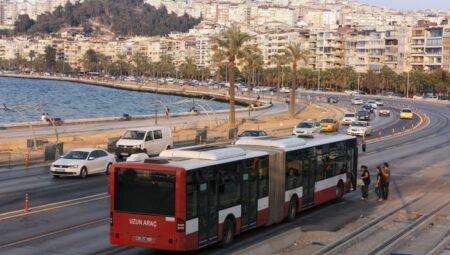 İzmir toplu taşıma grevi devam ediyor mu? 2 Haziran ESHOT, İZBAN grevde mi, otobüsler ve metro çalışıyor mu?