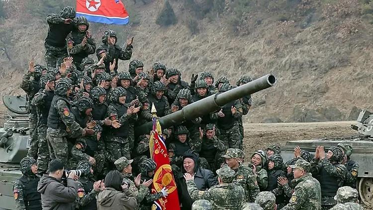 Kuzey Kore’den Rusya’ya ‘koşulsuz’ takviye