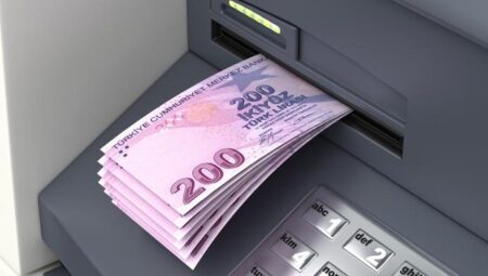 KYK bursu ne vakit kesilir, biter, yazın yatıyor mu? KYK bursu hangi ayda kesilir, temmuz ayında yatar mı?