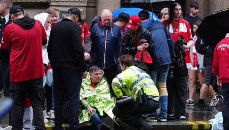 Liverpool’un şampiyonluk kutlamalarında araçlı taarruz dehşeti: Yetkililer saldırganın kimliğine dair bilgi verdi