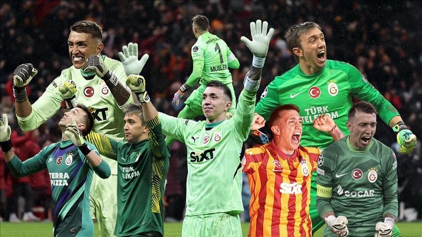 Muslera kimdir, kaç yaşında, nereli, hangi kadrolarda oynadı? Muslera’nın kaç çocuğu var, eşi kim? Galatsaray’ın efsane ismi veda etti: İşte Fernando Muslera’nın oynadığı gruplar, meslek hayatı ve biyografisi!