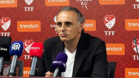 Mustafa Gürsel: ‘Finalde takılıyoruz, insan her şeyden soğuyor’