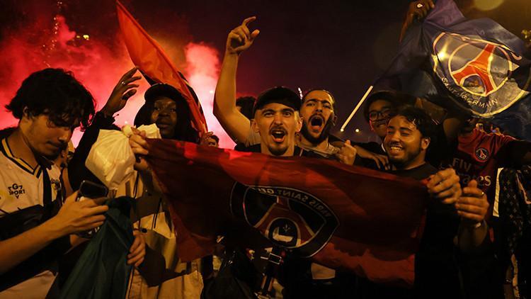PSG’nin şampiyonluk kutlaması Fransa İçişleri Bakanı’nın yansısını çekti: ‘Barbarlar Paris sokaklarına çıktı’