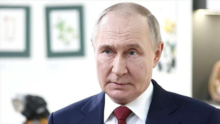 Putin’in gayesinde Microsoft ve Zoom üzere yabancı bulut hizmetleri var: ‘Nefeslerinin kesilmesi gerek’