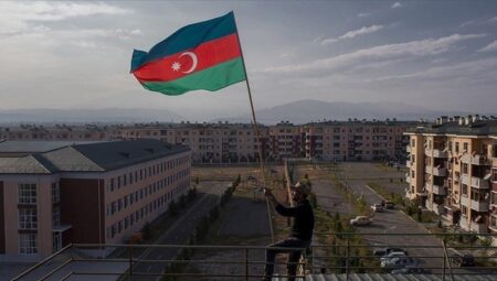 Rusya, Karabağ’ı resmen Azerbaycan toprağı olarak tanıdı