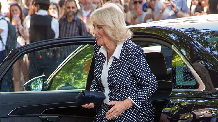 Saraydan kraliçeye saklı talimat… ‘Ona dur demezseniz hükümdarımız ölecek!’