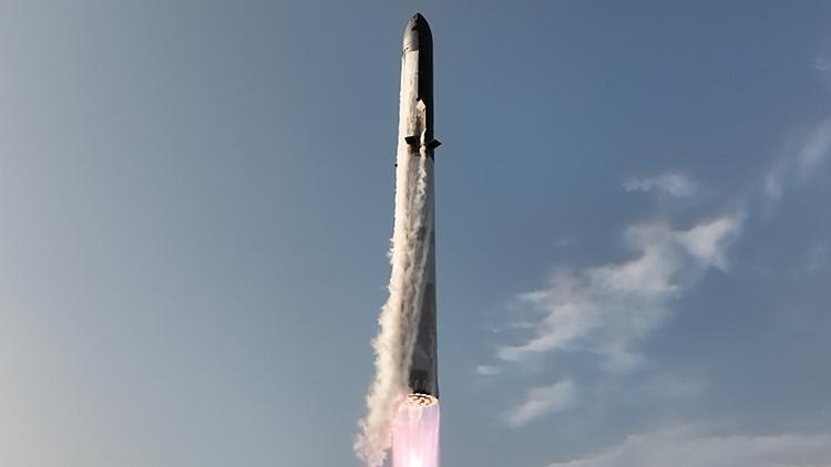 Starship roketinin fırlatması başarısızlıkla sonuçlandı: Havada patlayarak infilak etti
