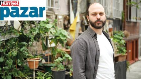 ‘Üzen bir müzisyenim ben’