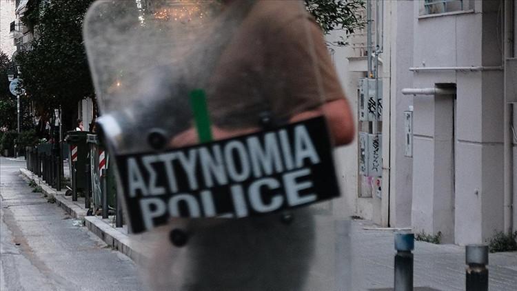 Yunan milletvekilinin konutuna bombalı akın